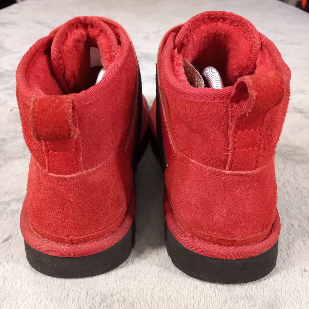 UGG Neumel Snapback Chukka Red Boots Sherpa Wool - Men’s Size 9 - Picture 2 of 16